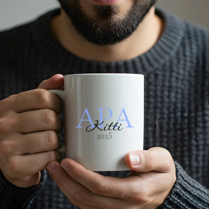 feher-bogre-mockup-szakallas-ferfi