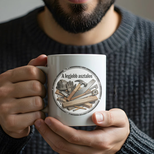 feher-bogre-mockup-szakallas-ferfi