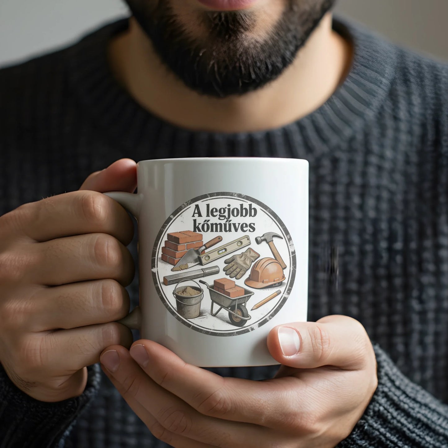 feher-bogre-mockup-szakallas-ferfi