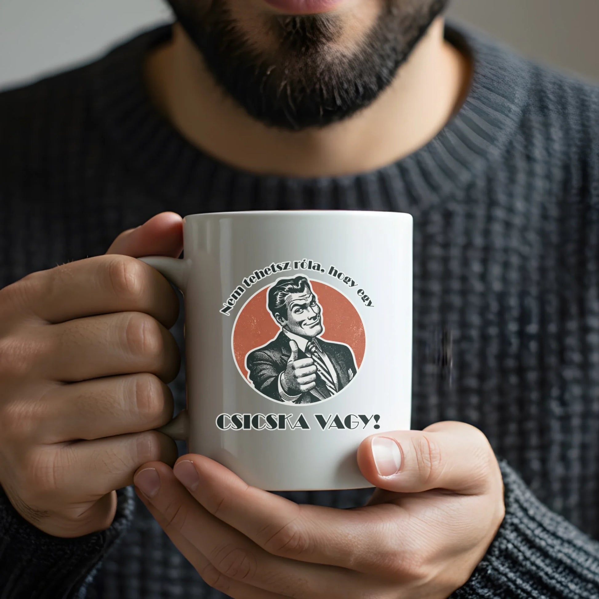 feher-bogre-mockup-szakallas-ferfi