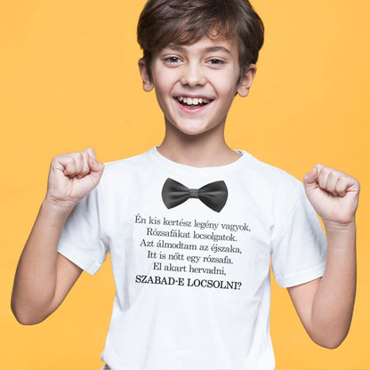 feher-gyerek-polo-kisfiu-mockup